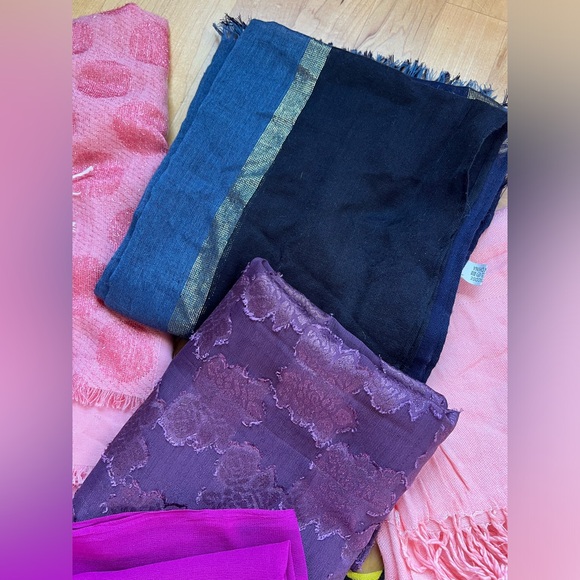 1️⃣3️⃣Lot of 13 Random Scarves-Varying Colors/Sizes/Brands/Materials/Conditions - Picture 12 of 17